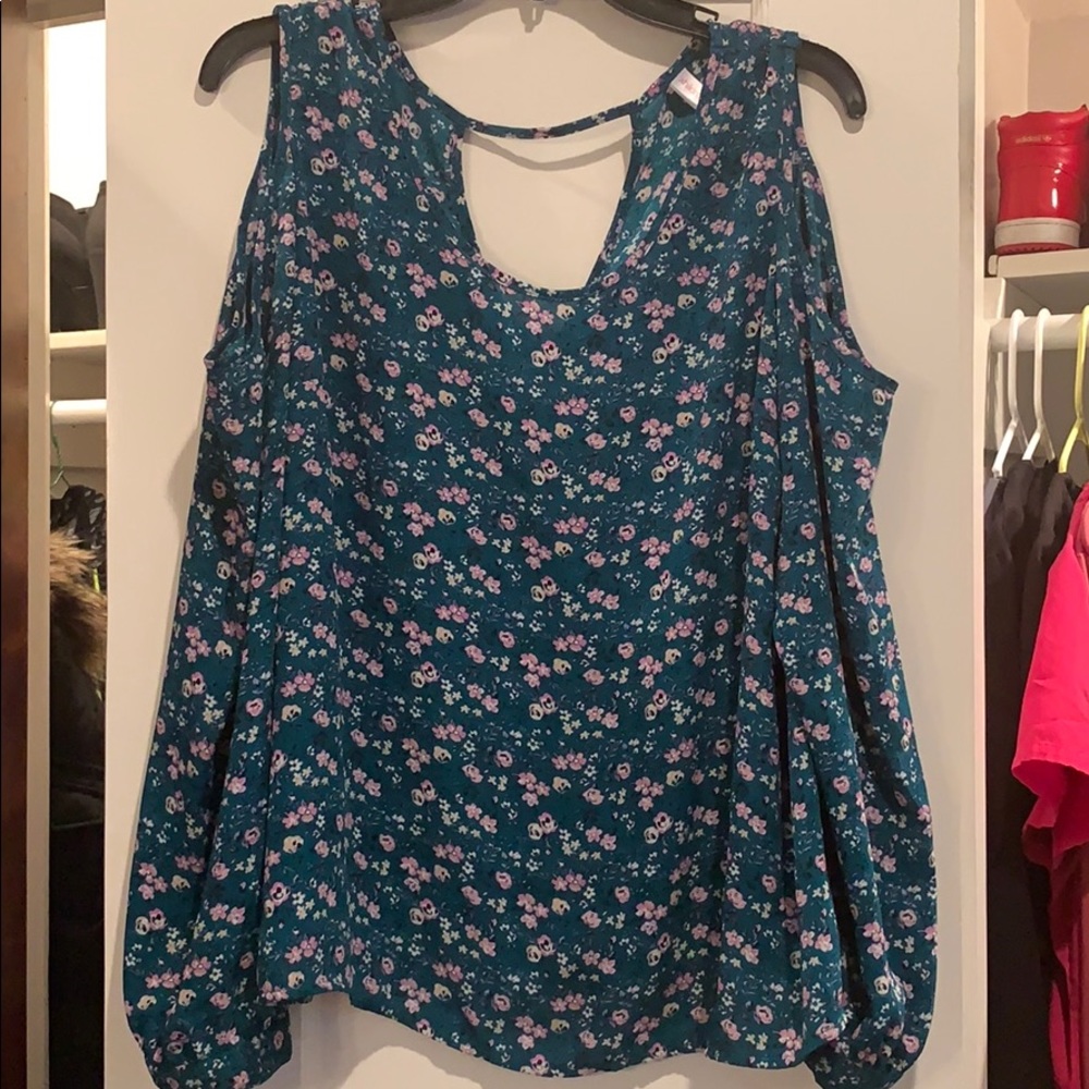 Long sleeve floral blouse with shoulder cut outs